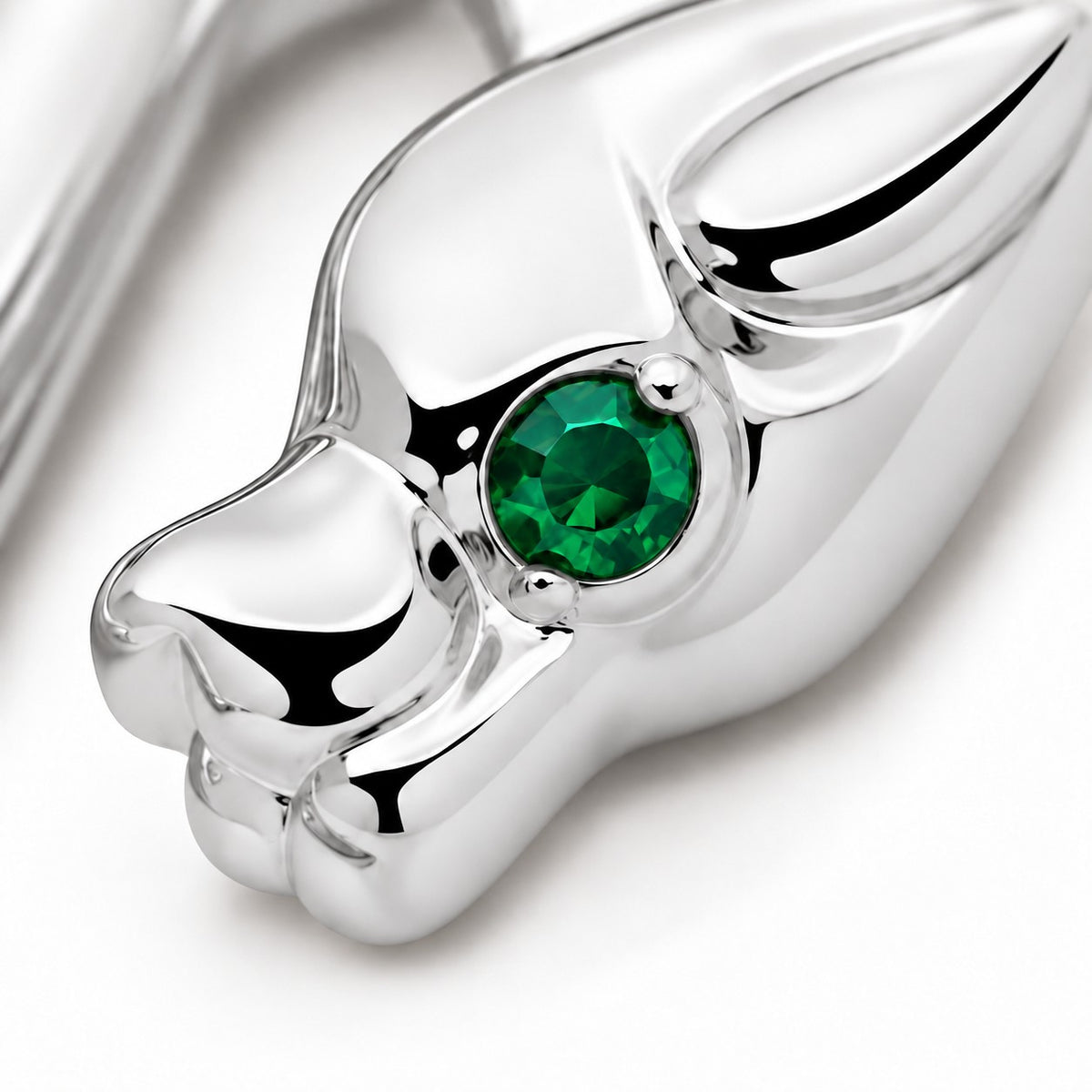 Panther Anhänger Royal 925er Sterling Silber mit grünem Auge
